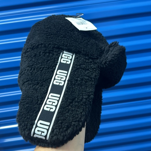 Ugg Sherpa Puff Trapper Hat Faux Fur Lined Black Logo S/M - Picture 3 of 6